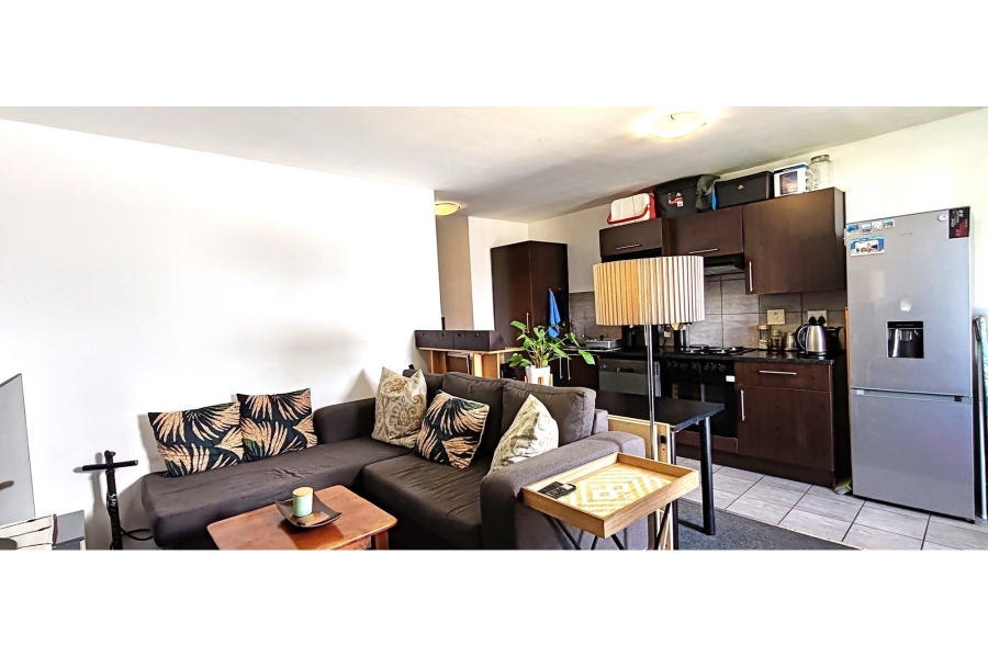 1 Bedroom Property for Sale in Zonnebloem Western Cape